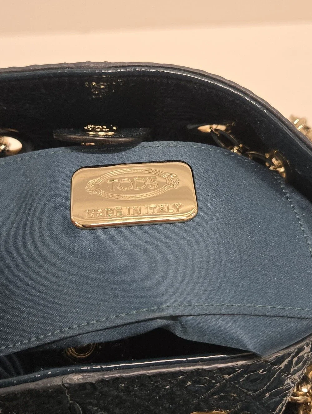 TOD'S  Quilted‎ Patent Leather Chain Tote shoulder bag